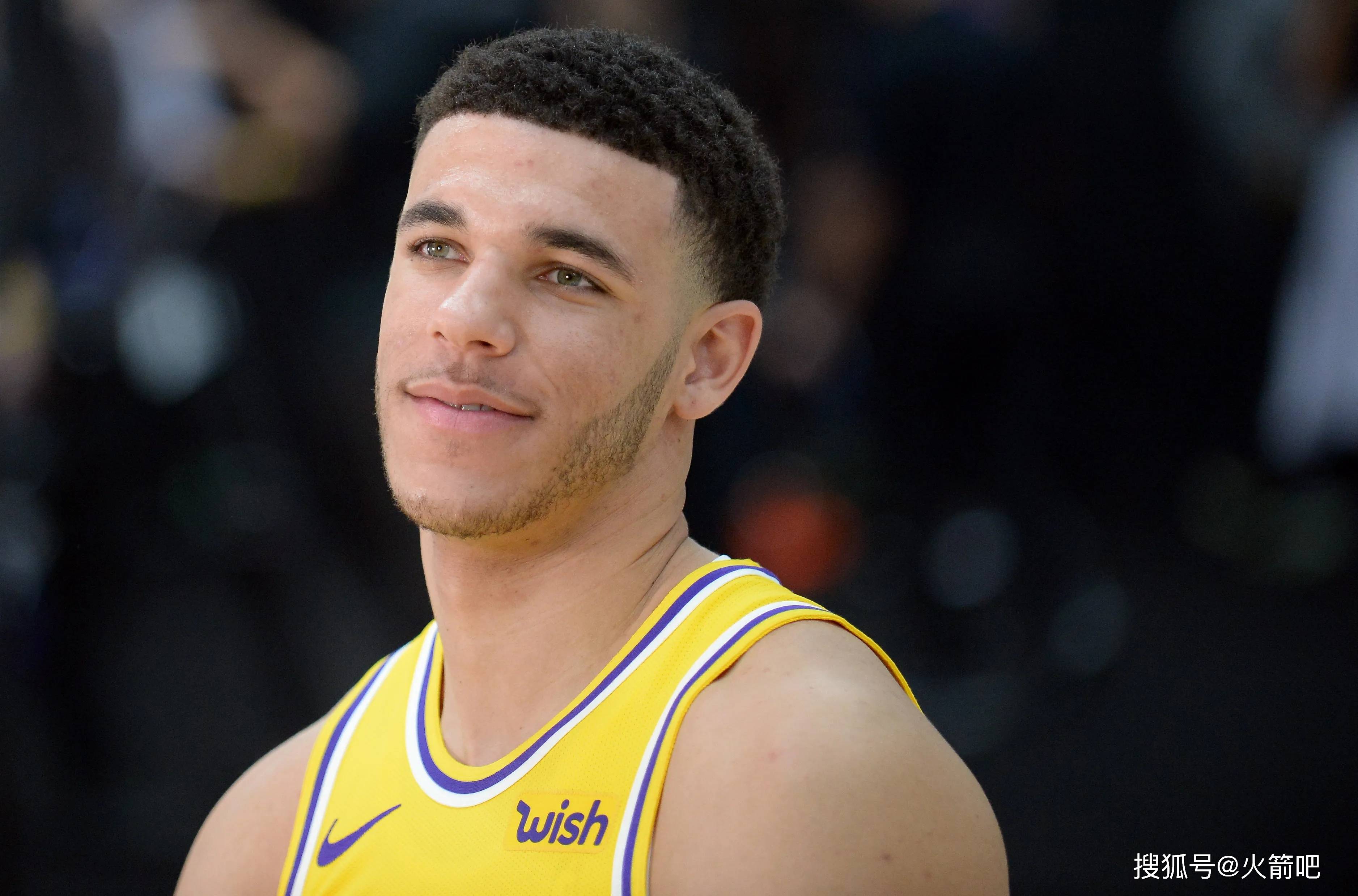 风云突变达拉斯独行侠窗口期再遭质疑赛前埃因霍温备战NBA常规赛，连对手都承认：浓眉哥与80激战巴黎圣日耳曼分钟的简单介绍